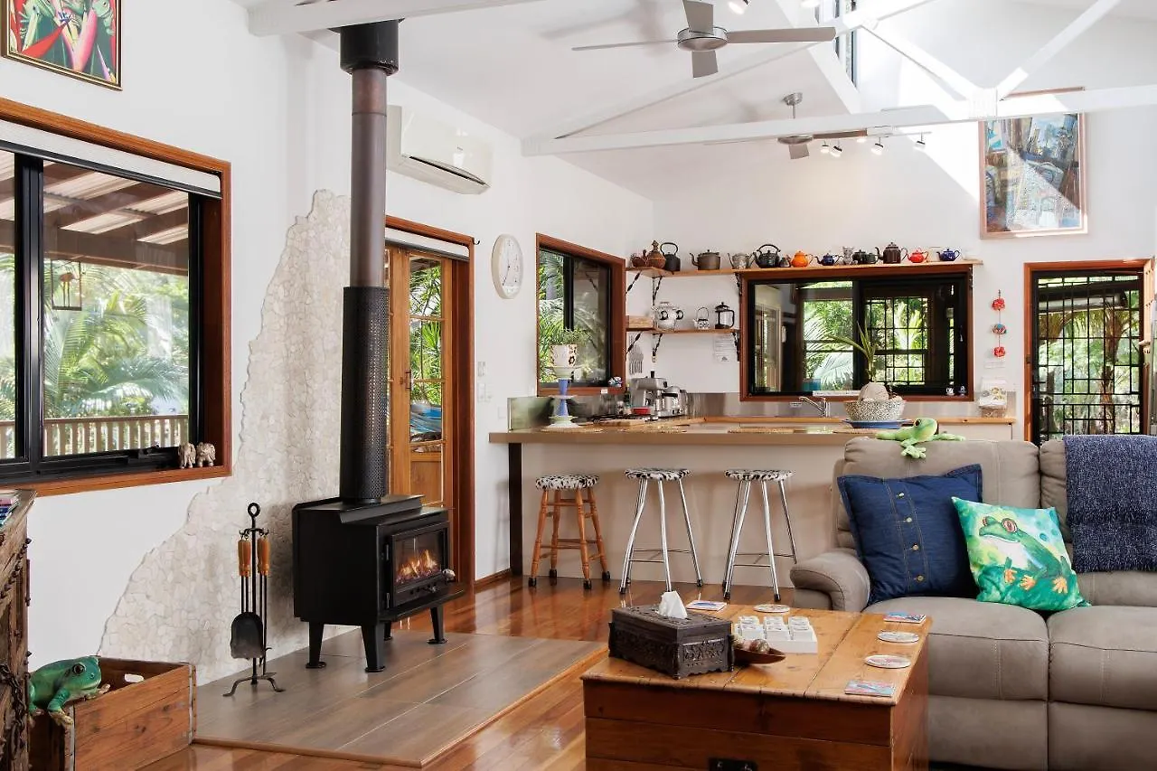 Holiday home Eclectic Oasis In Doonan, Sunshine Coast Villa Australia